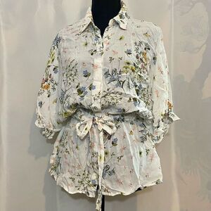 Zara Short Sleeve Button Floral Blouse with Tie Cinch Waist